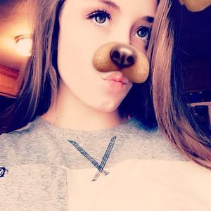 Meet your Posher, Hailey